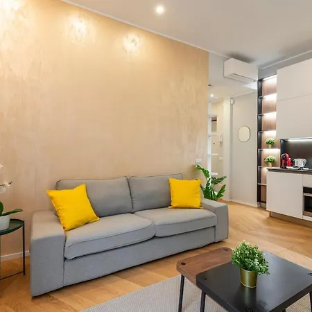 B - Modern Elegance For 4 People Apartmán *