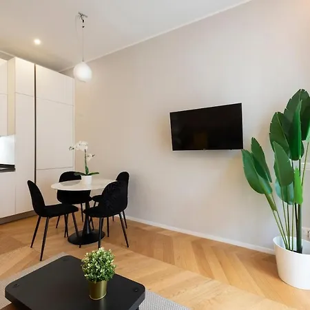 B - Modern Elegance For 4 People Apartmán Milán